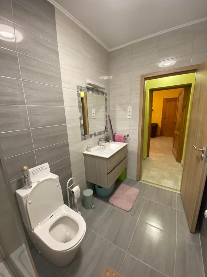 Eszter Apartman Eger Zewnętrze zdjęcie