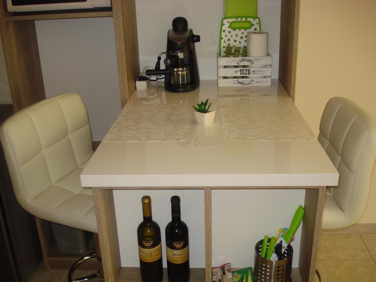 Eszter Apartman Eger Zewnętrze zdjęcie